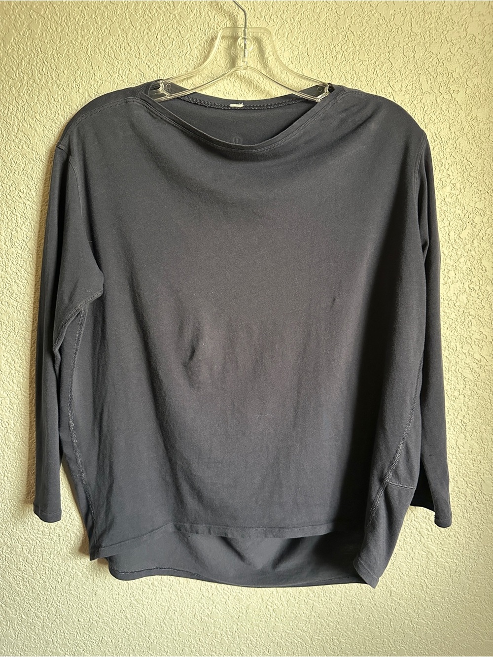 Lululemon Long Sleeve Blue Crewneck Top